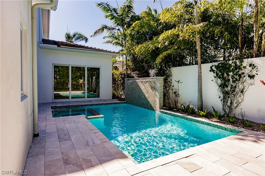 9233 Mercato Way Naples FL 34108