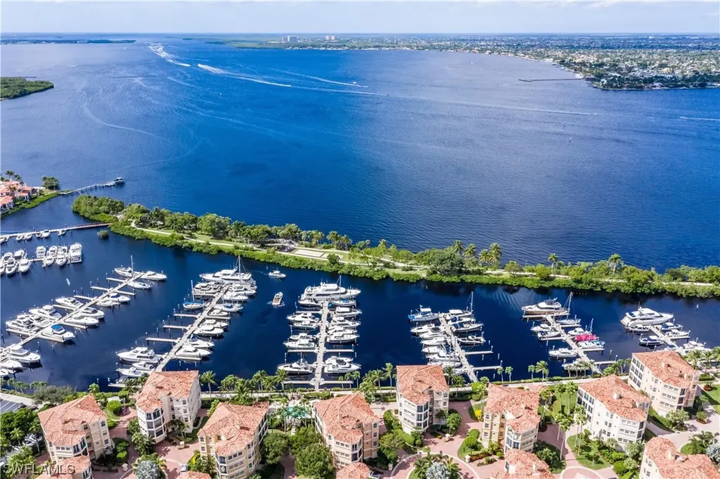 11130 Harbour Yacht Court Fort Myers FL 33908