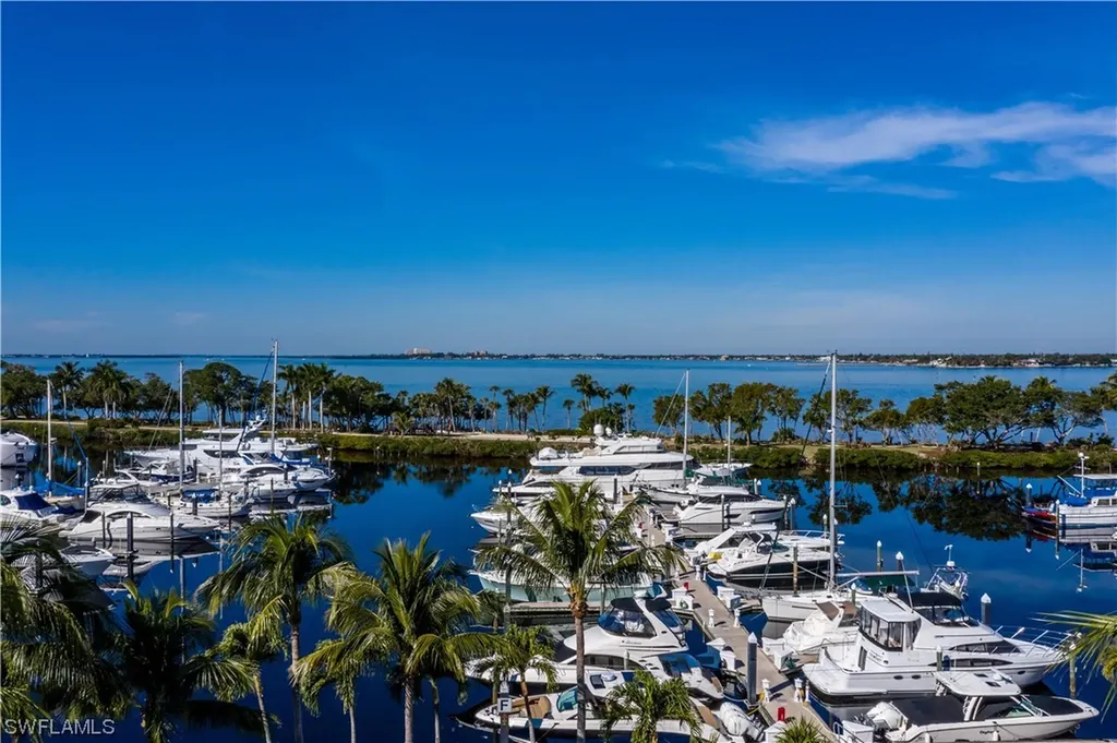 11130 Harbour Yacht Court Fort Myers FL 33908