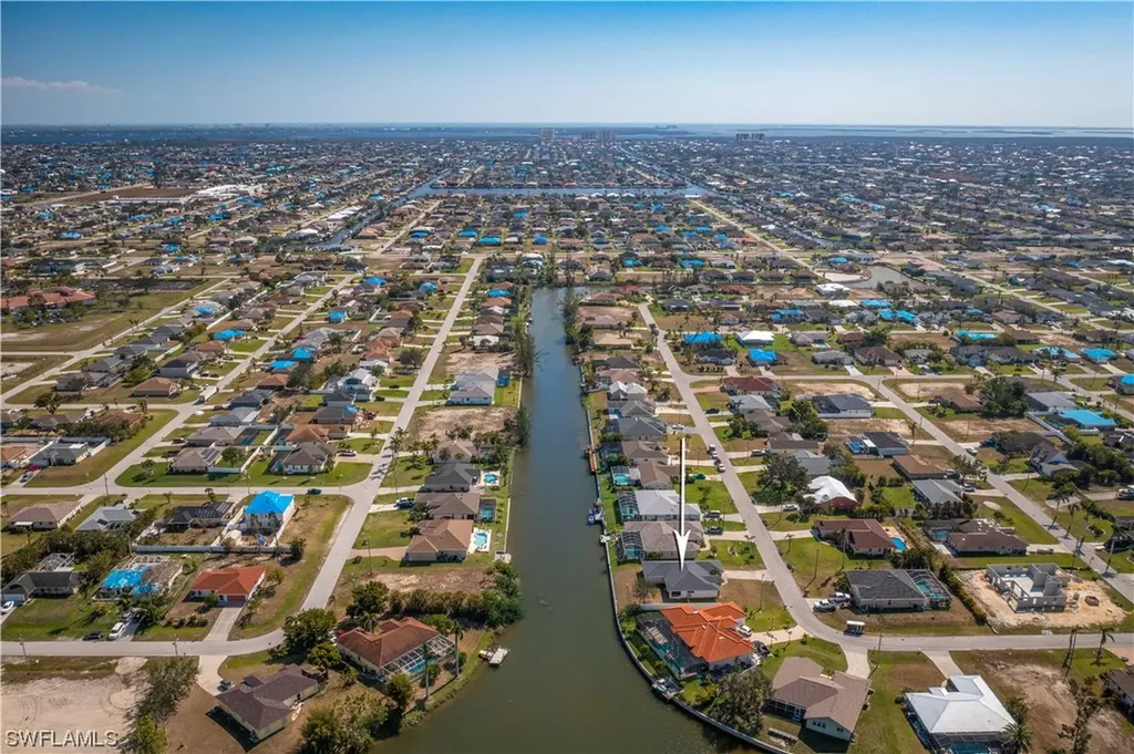 3709 SW 11th Court Cape Coral FL 33914