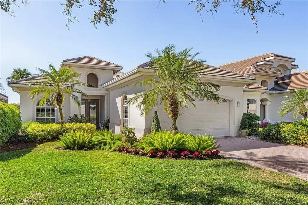 4304 Kensington High Street Naples FL 34105