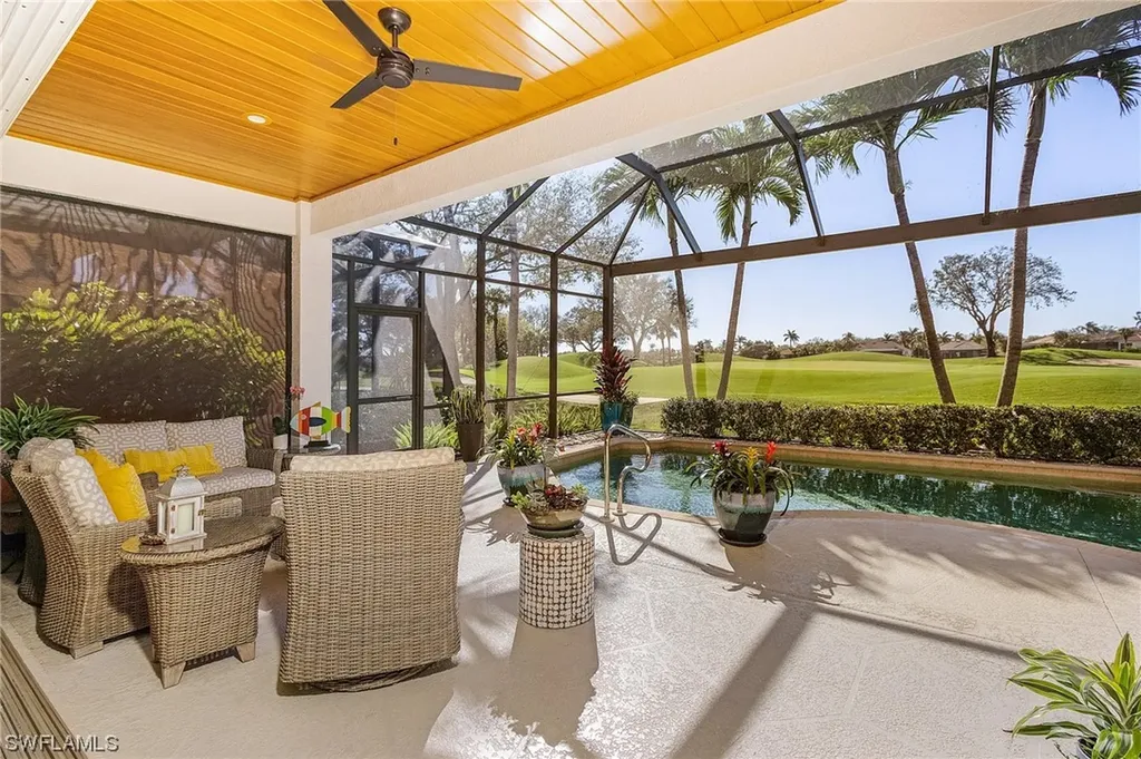 4304 Kensington High Street Naples FL 34105