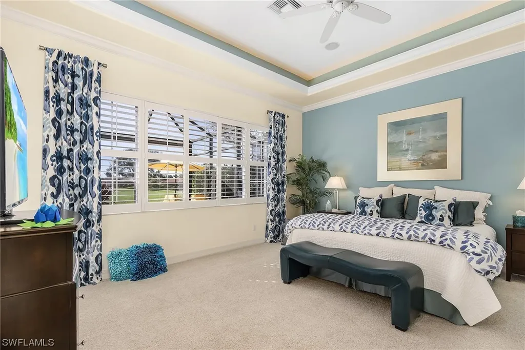 4304 Kensington High Street Naples FL 34105