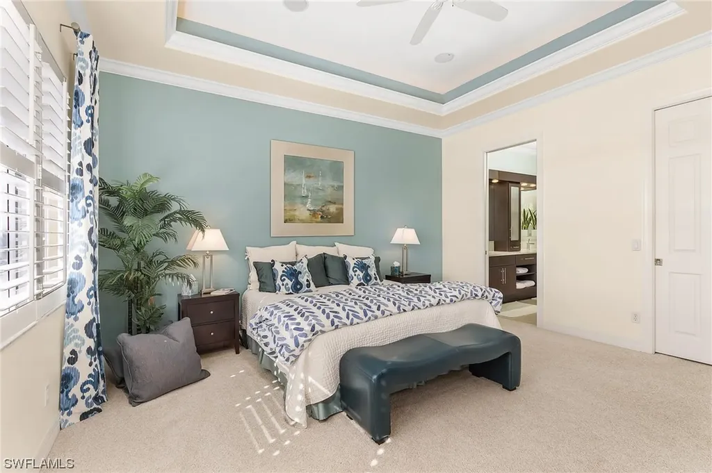 4304 Kensington High Street Naples FL 34105