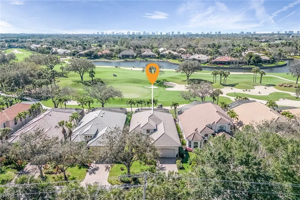 4304 Kensington High Street Naples FL 34105