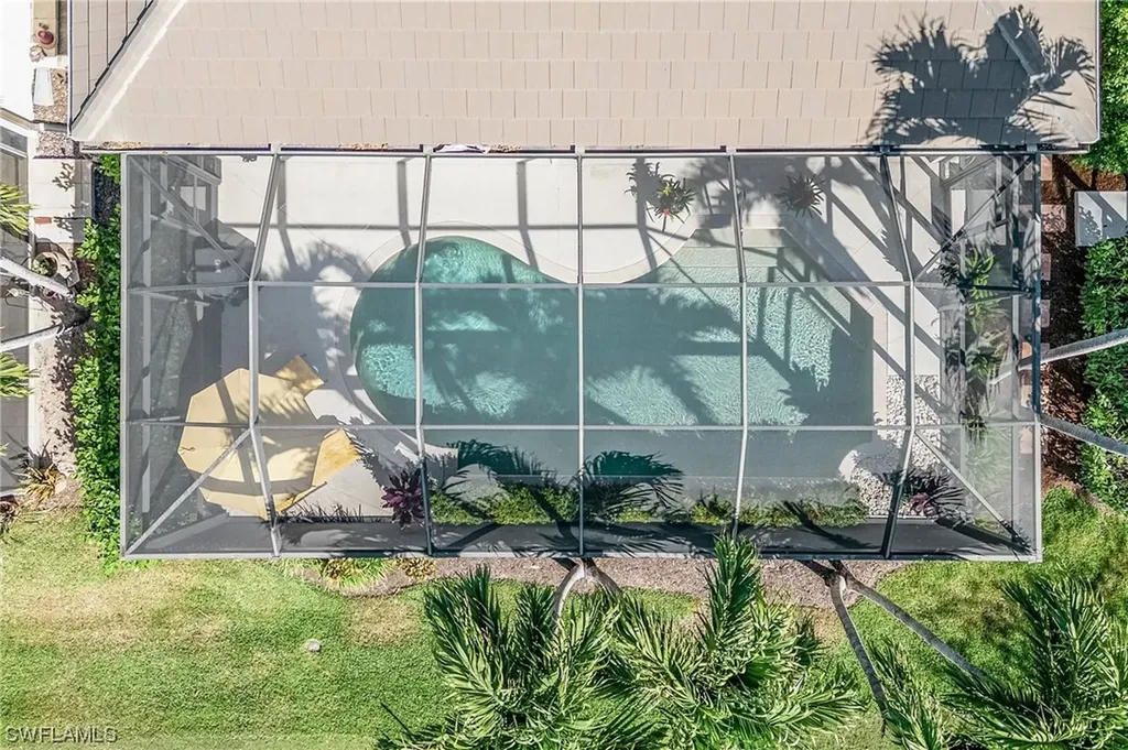 4304 Kensington High Street Naples FL 34105