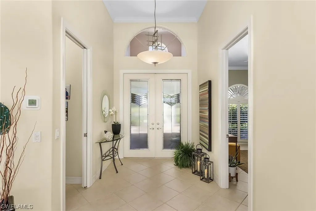 4304 Kensington High Street Naples FL 34105