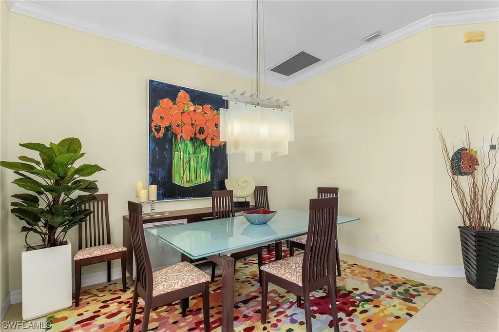 4304 Kensington High Street Naples FL 34105