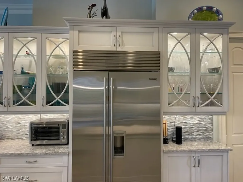 2067 Mission Drive Naples FL 34109