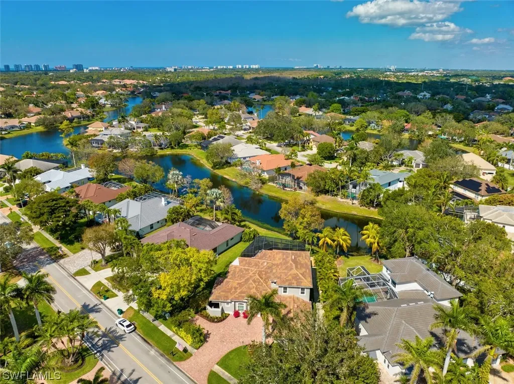 2067 Mission Drive Naples FL 34109