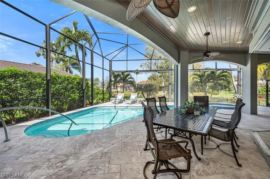 2067 Mission Drive Naples FL 34109