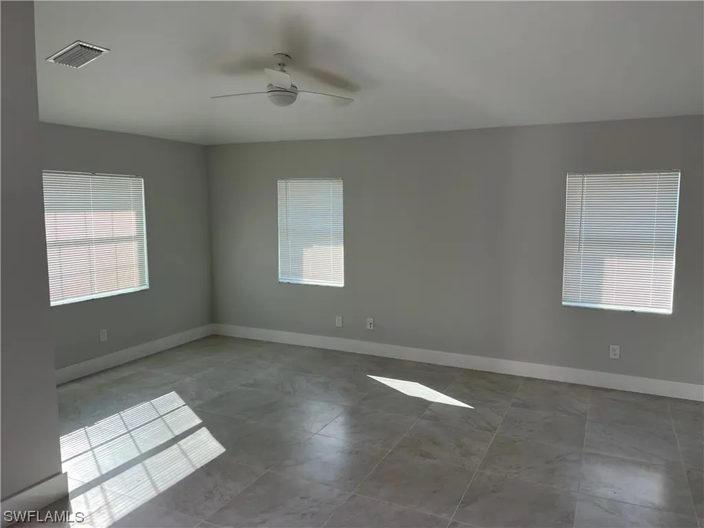 27310 Dortch Avenue Bonita Springs FL 34135