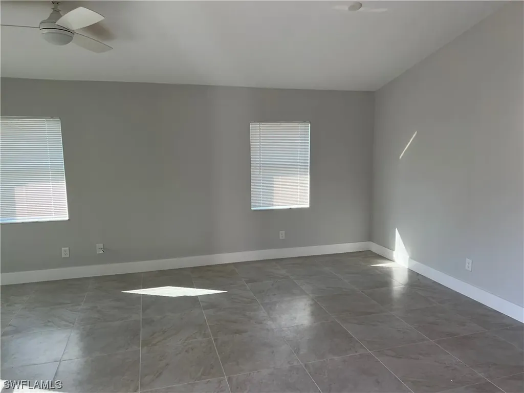27310 Dortch Avenue Bonita Springs FL 34135