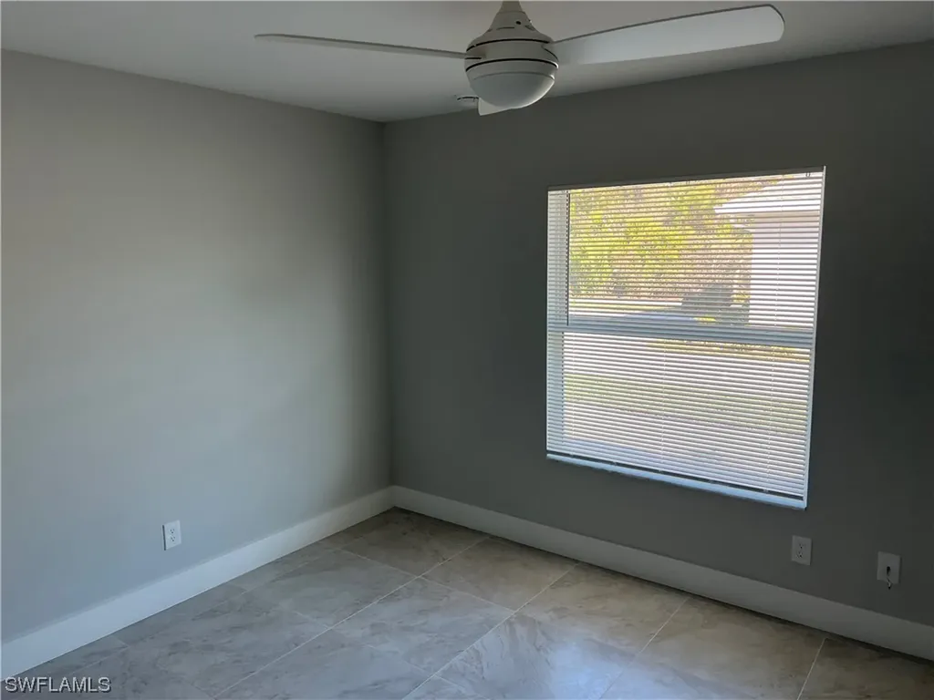 27310 Dortch Avenue Bonita Springs FL 34135