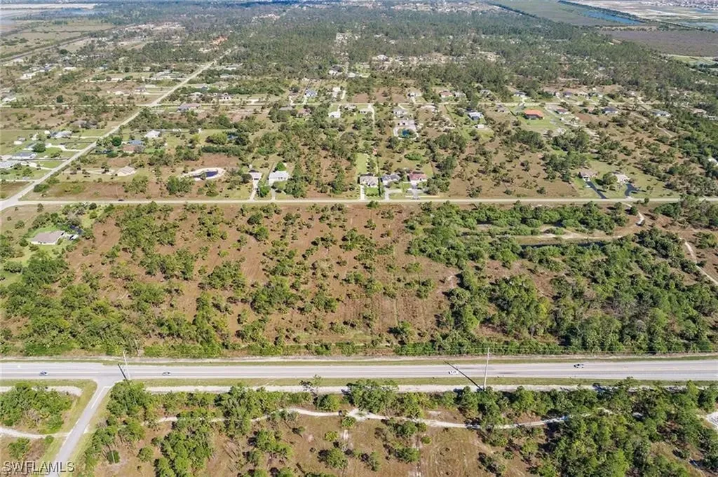 000 8th Street NE Naples FL 34120