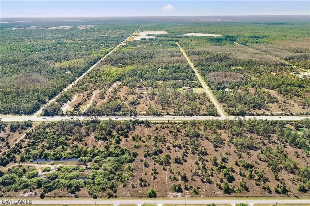 000 8th Street NE Naples FL 34120