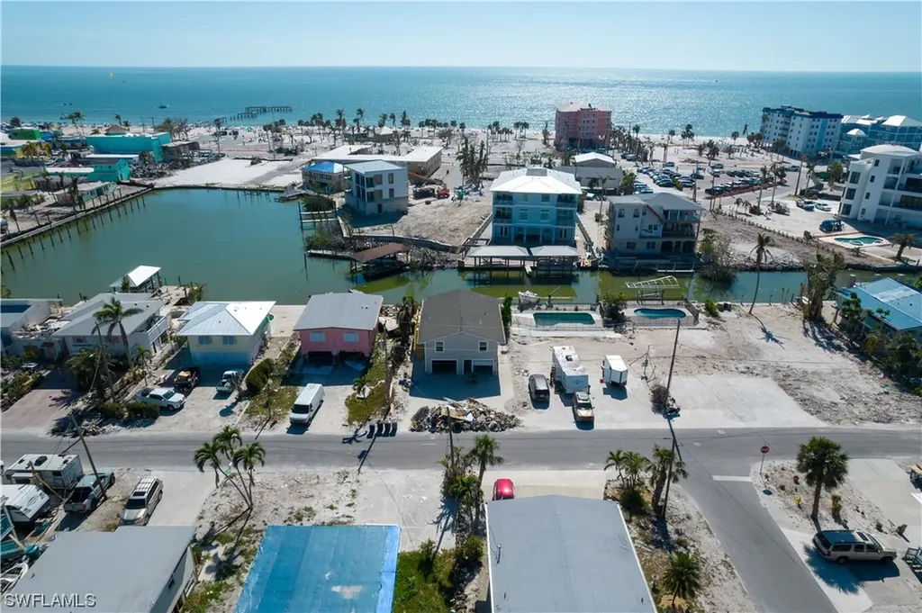 910 3rd Street Fort Myers Beach FL 33931