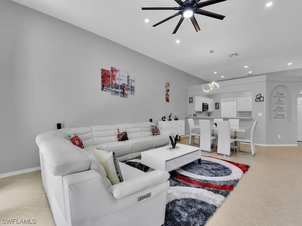 8546 Silk Oak Lane Naples FL 34119