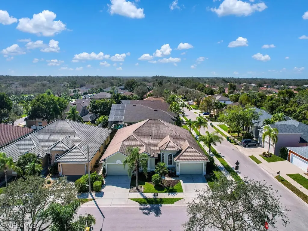 8546 Silk Oak Lane Naples FL 34119