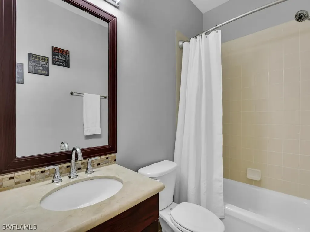 8546 Silk Oak Lane Naples FL 34119
