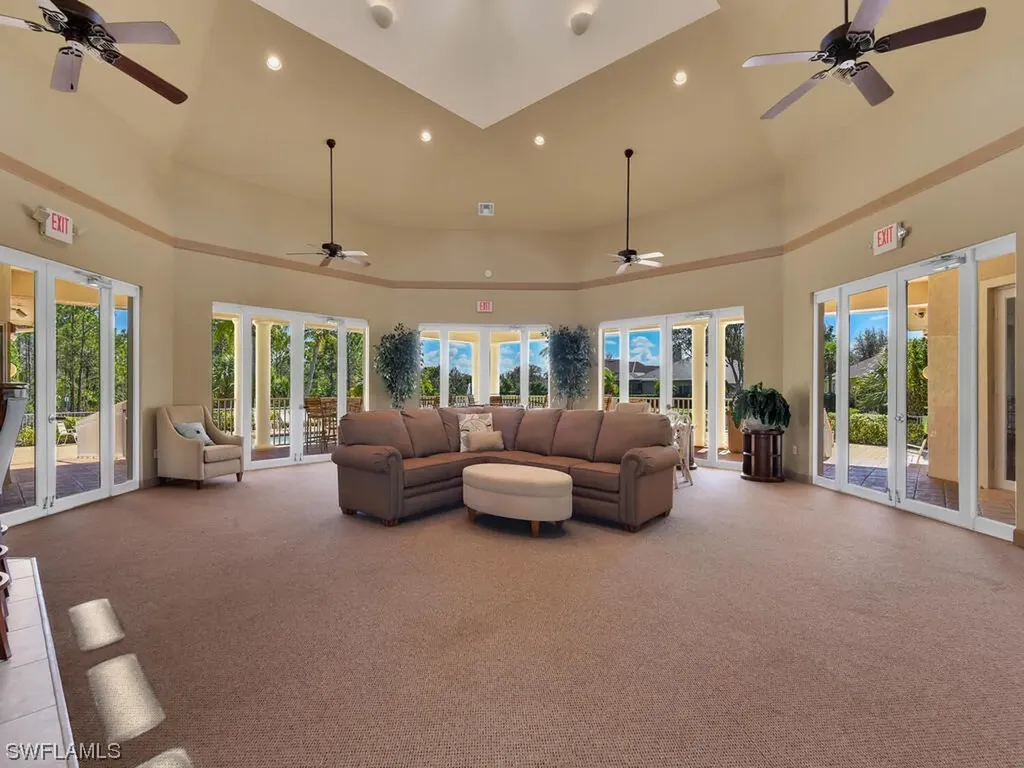 8546 Silk Oak Lane Naples FL 34119