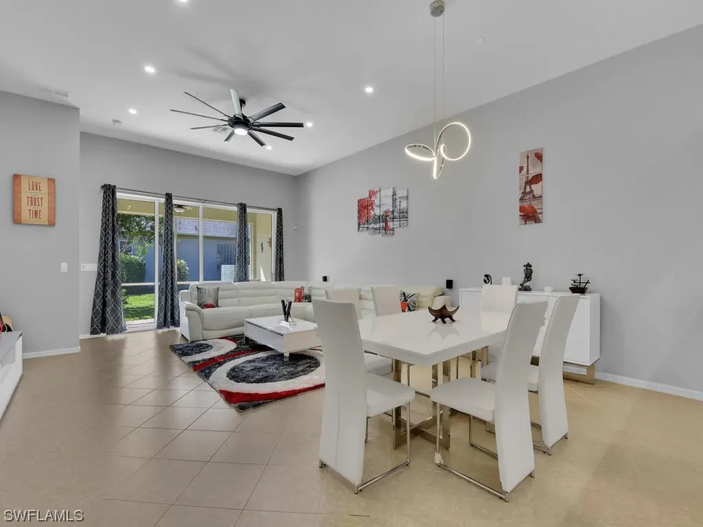 8546 Silk Oak Lane Naples FL 34119