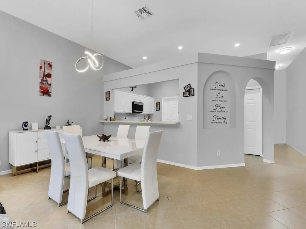 8546 Silk Oak Lane Naples FL 34119