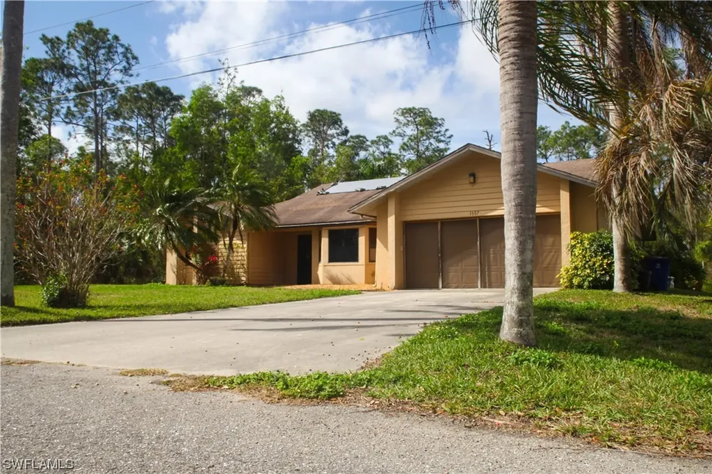 1107 Thompson Avenue Lehigh Acres FL 33972