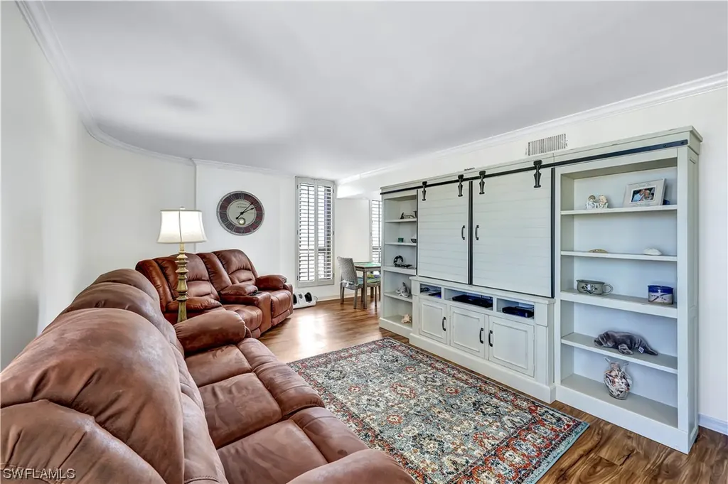 3215 Gulf Shore Boulevard N Naples FL 34103