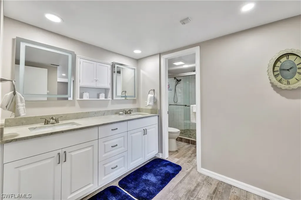 3215 Gulf Shore Boulevard N Naples FL 34103