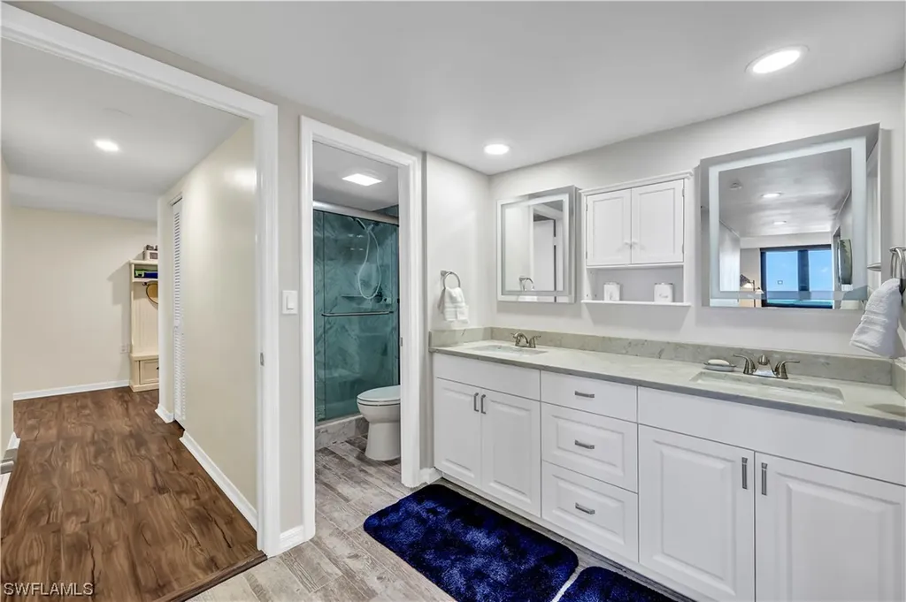 3215 Gulf Shore Boulevard N Naples FL 34103