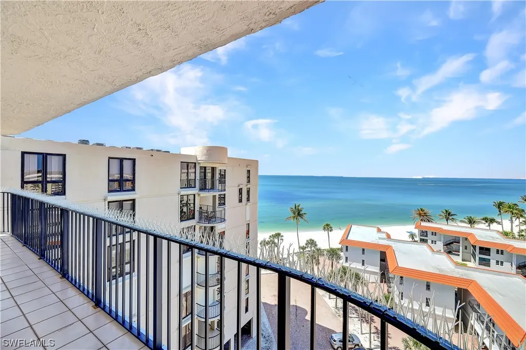 3215 Gulf Shore Boulevard N Naples FL 34103