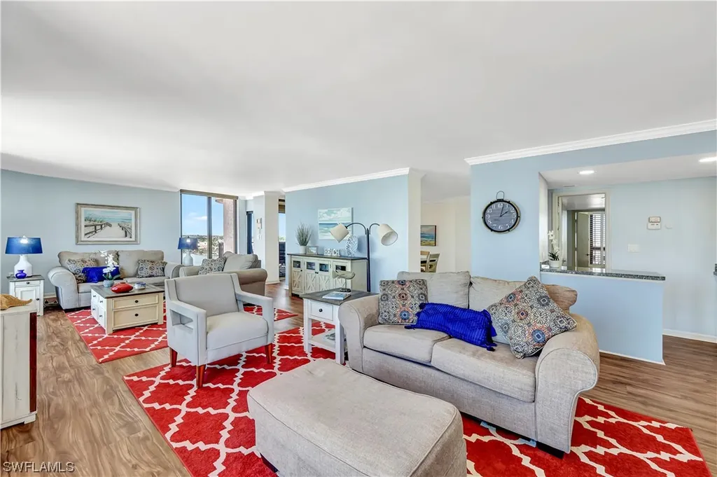 3215 Gulf Shore Boulevard N Naples FL 34103