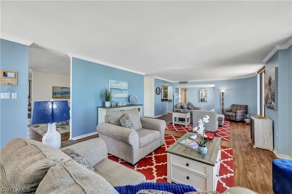 3215 Gulf Shore Boulevard N Naples FL 34103