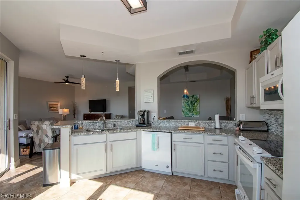 20800 Hammock Greens Lane Estero FL 33928