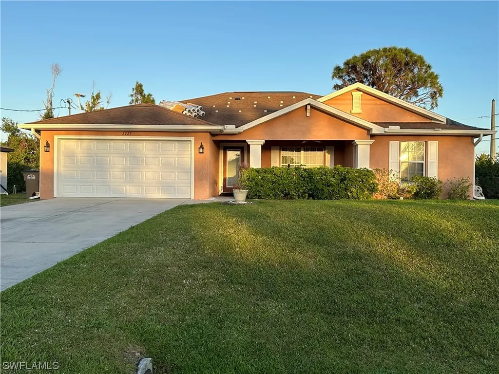 2727 NE 7th Place Cape Coral FL 33909