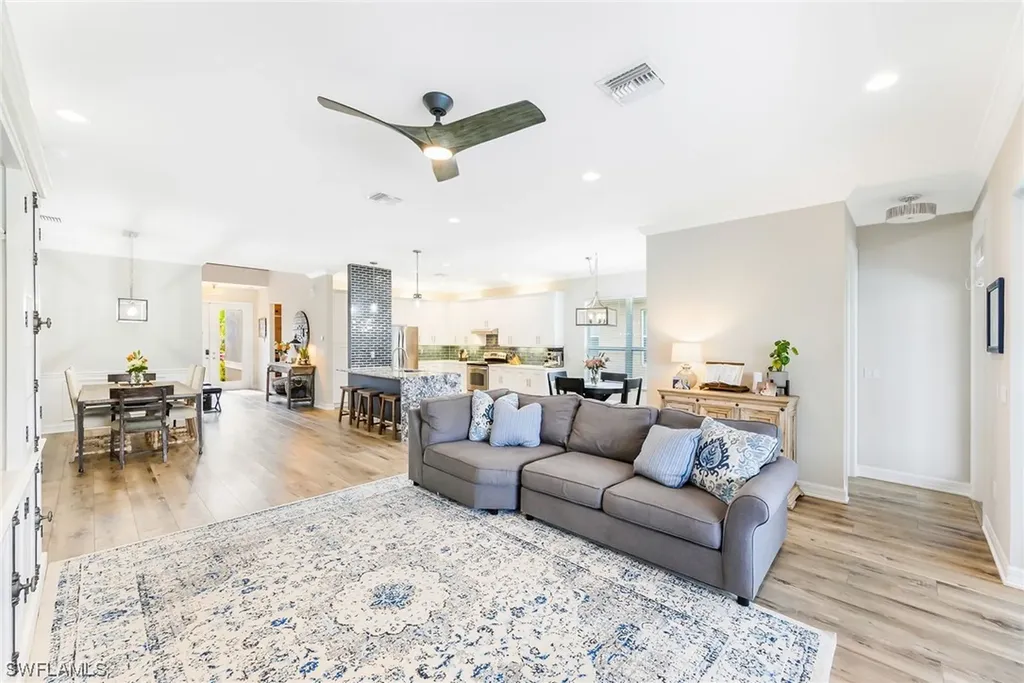 6619 Marbella Drive Naples FL 34105