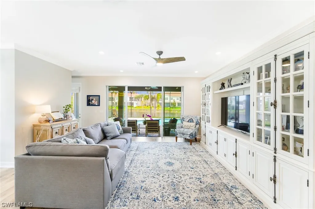 6619 Marbella Drive Naples FL 34105
