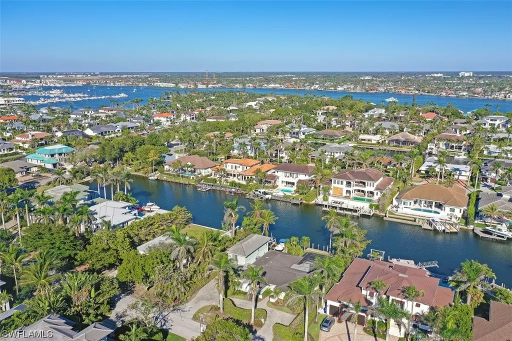 1935 5th Street S Naples FL 34102