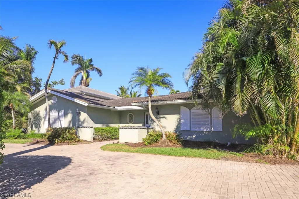 1935 5th Street S Naples FL 34102
