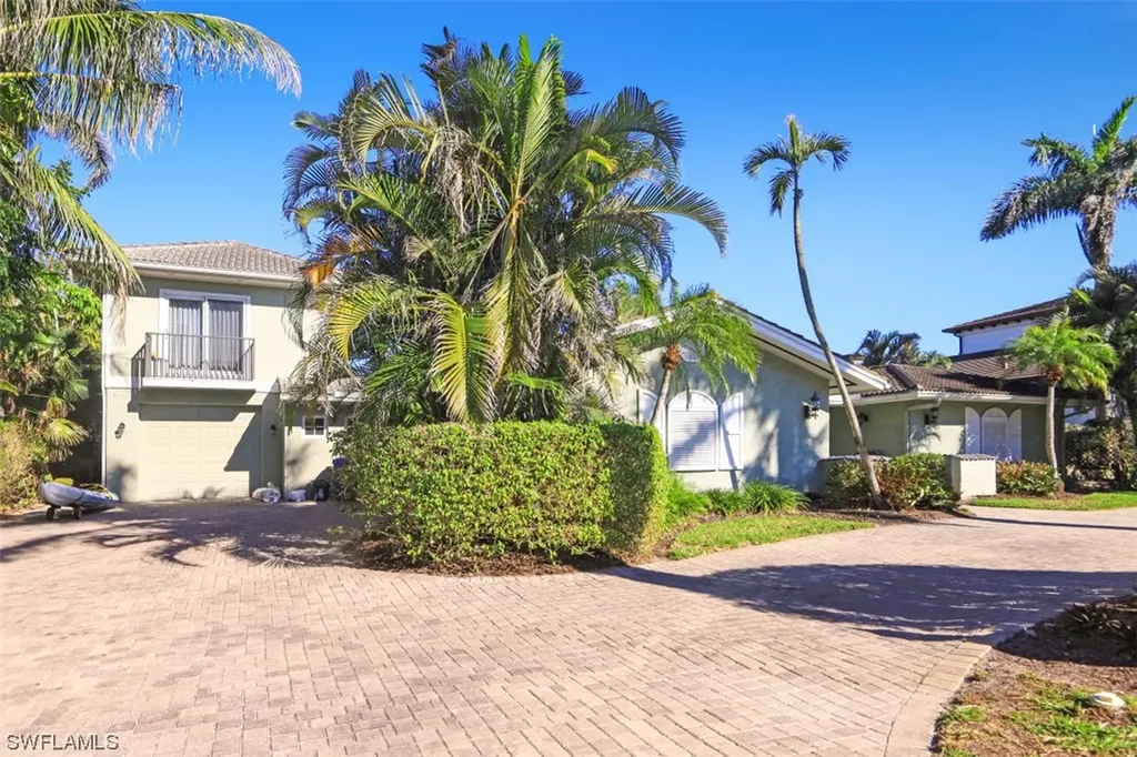 1935 5th Street S Naples FL 34102