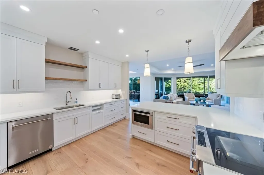 8440 Abbington Circle Naples FL 34108