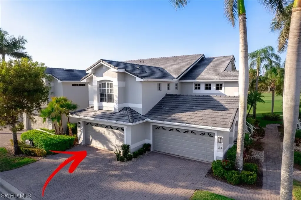 Naples FL, 6035 Pinnacle Lane, Unit 7-702