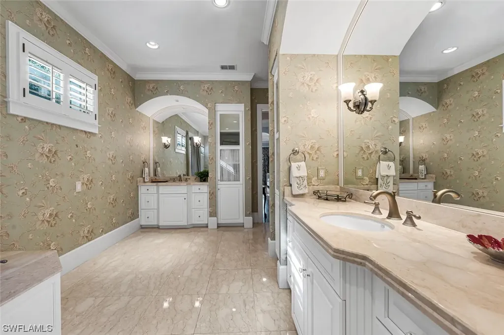623 14th Avenue S Naples FL 34102