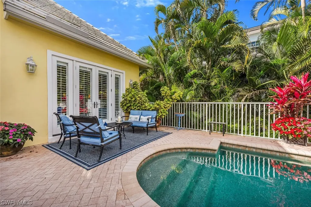 623 14th Avenue S Naples FL 34102