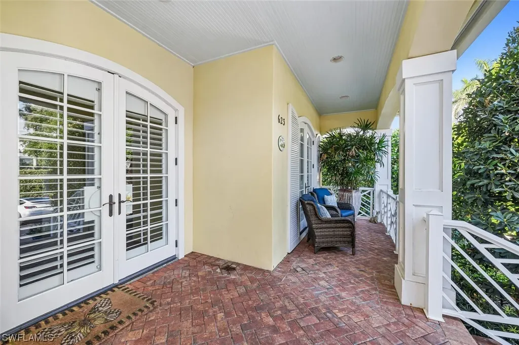 623 14th Avenue S Naples FL 34102