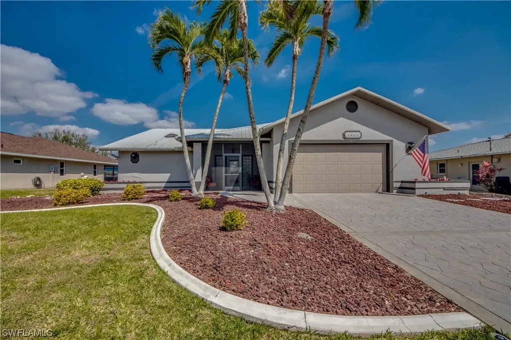 1011 SW 4th Avenue Cape Coral FL 33991