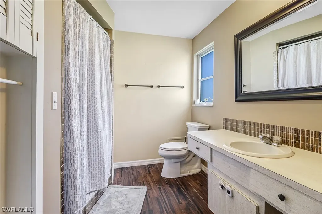 103 Doral Circle Naples FL 34113