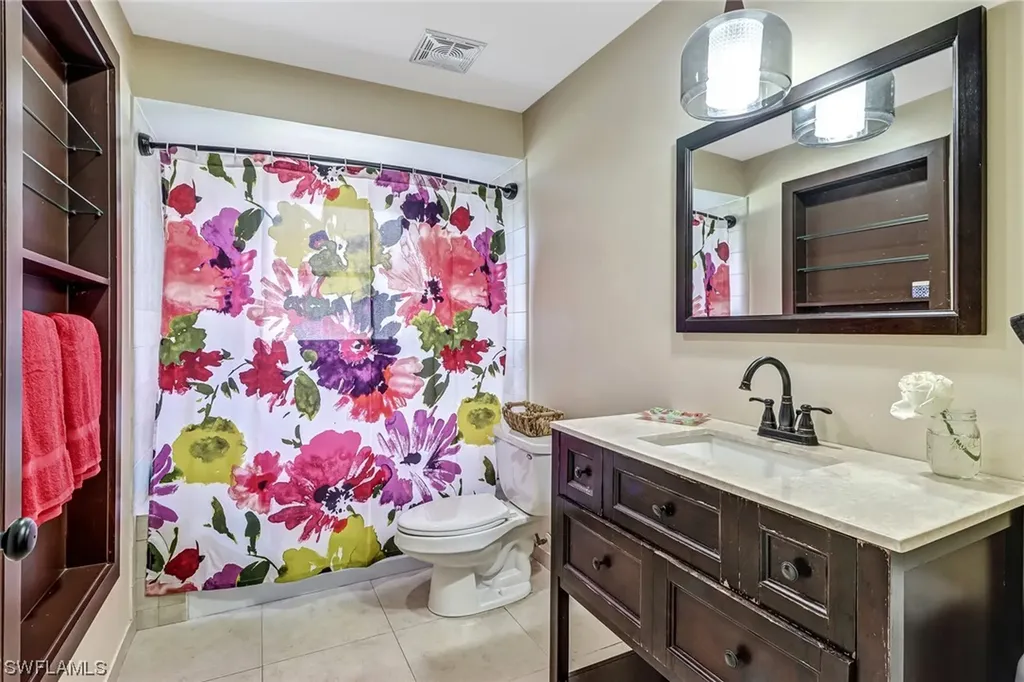 103 Doral Circle Naples FL 34113