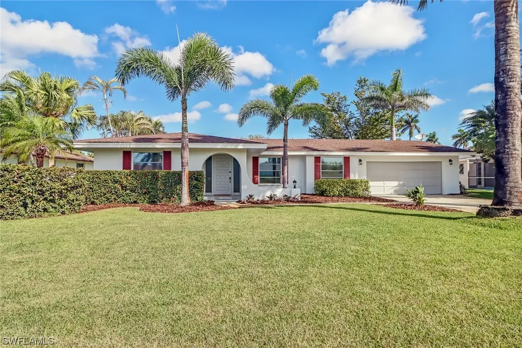 103 Doral Circle Naples FL 34113
